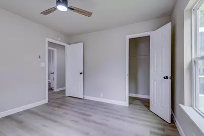 1109 13th Street N, Texas City, TX 77590 - Photo 23