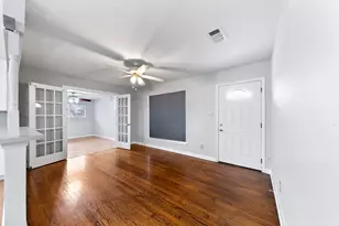 9830 Sumerlin St, Houston, TX 77075 - Photo 3