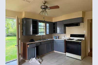 7433 Springdale Street, Houston, TX 77028 - Photo 11