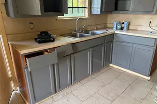 7433 Springdale St, Houston, TX 77028 - Photo 13