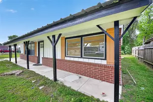 8221 Bigwood St, Houston, TX 77078 - Photo 3