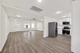 8221 Bigwood St, Houston, TX 77078 - Photo 7
