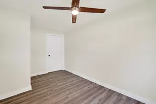 8221 Bigwood St, Houston, TX 77078 - Photo 21