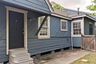 704 E 22nd St, Houston, TX 77008 - Photo 31
