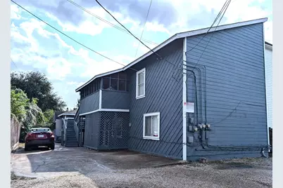 704 E 22nd Street, Houston, TX 77008 - Photo 1