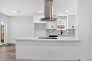 926 Buoy Rd, Houston, TX 77062 - Photo 7