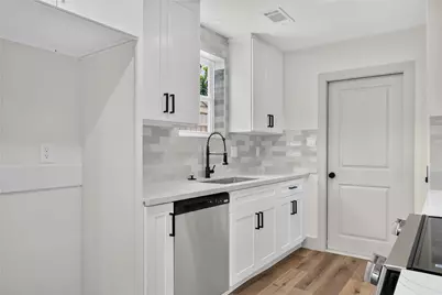 926 Buoy Road, Houston, TX 77062 - Photo 9