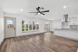 926 Buoy Rd, Houston, TX 77062 - Photo 3