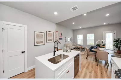 5811 Francis Oak Place, Houston, TX 77091 - Photo 11