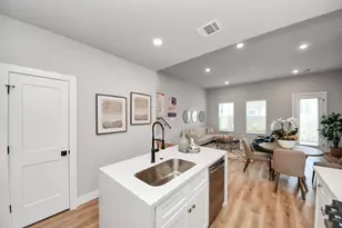 5811 Francis Oak Pl, Houston, TX 77091 - Photo 11