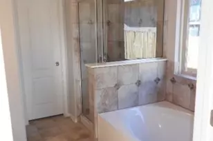 533 Peregrine Way, Leander, TX 78641 - Photo 5