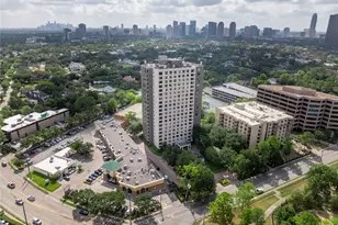 651 Bering Dr, Houston, TX 77057 - Photo 29