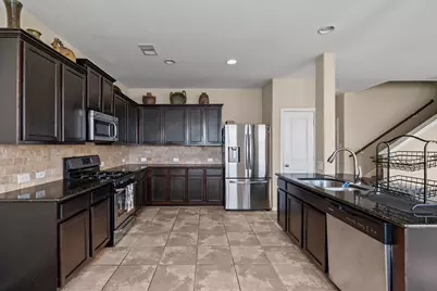 4310 Laine Lane, Baytown, TX 77521 - Photo 9