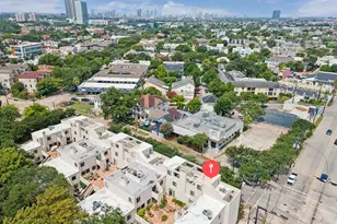 402 Tuam St, Houston, TX 77006 - Photo 31