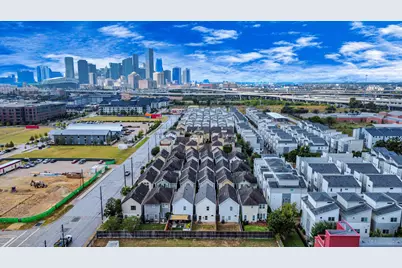 2941 Clinton Drive, Houston, TX 77020 - Photo 1