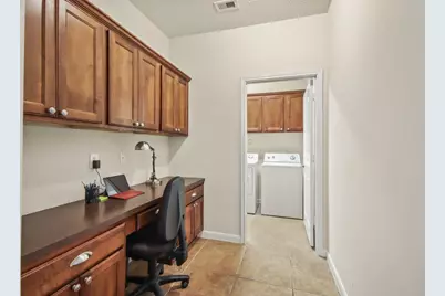 138 Harbour Town Drive, Conroe, TX 77356 - Photo 7