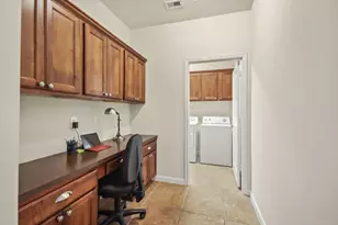 138 Harbour Town Dr, Conroe, TX 77356 - Photo 7