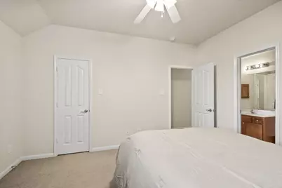 138 Harbour Town Drive, Conroe, TX 77356 - Photo 37