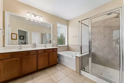 47 Canterborough Place, The Woodlands, TX 77375 - Photo 15