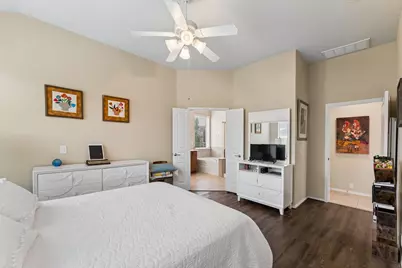 47 Canterborough Place, The Woodlands, TX 77375 - Photo 13