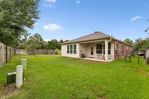 47 Canterborough Pl, The Woodlands, TX 77375 - Photo 37
