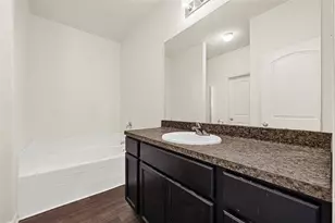 10506 Pine Landing Dr, Houston, TX 77088 - Photo 21