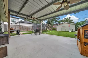 1771 De Milo Dr, Houston, TX 77018 - Photo 17
