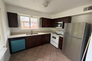 12200 Overbrook Ln, Houston, TX 77077 - Photo 7