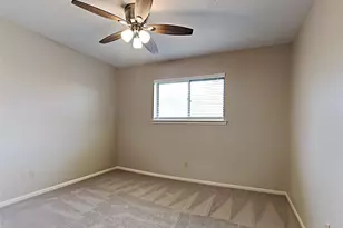 207 Oakwood St, League City, TX 77573 - Photo 11