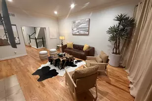 2201 Crocker St, Houston, TX 77006 - Photo 1