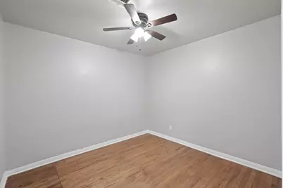 5966 Doulton Drive, Houston, TX 77033 - Photo 17