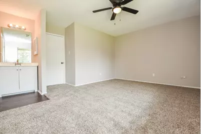 5809 Village Forest Court, Houston, TX 77092 - Photo 15
