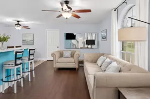1414 Cypress Cove St, La Porte, TX 77571 - Photo 5