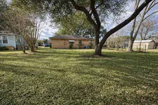 508 Mahan St, Wharton, TX 77488 - Photo 11