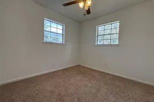 508 Mahan St, Wharton, TX 77488 - Photo 7