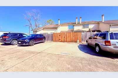 1927 Country Village Boulevard #B, Humble, TX 77338 - Photo 15