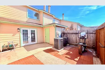 1927 Country Village Boulevard #B, Humble, TX 77338 - Photo 5