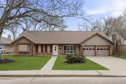 1620 Beachcomber Lane, Houston, TX 77062 - Photo 1