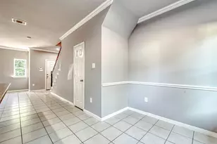 7903 Moon Beam St, Houston, TX 77088 - Photo 7