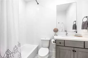 2730 Dolce Oaks Dr, Houston, TX 77007 - Photo 9