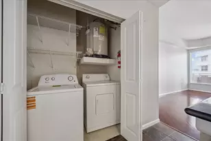 3505 Sage Rd, Houston, TX 77056 - Photo 9