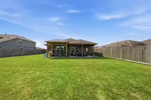 213 White Wing Ln, Sealy, TX 77474 - Photo 29