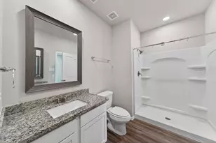 708 Crystal River Rd, Conroe, TX 77316 - Photo 17