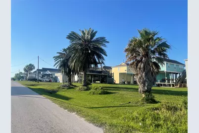 956 S Tinkle Lane, Crystal Beach, TX 77650 - Photo 5