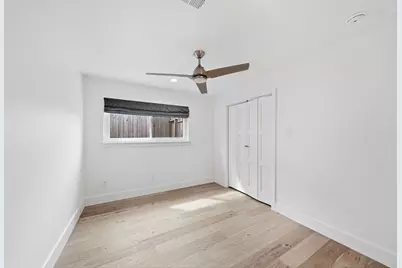 9211 Olathe Street, Houston, TX 77055 - Photo 17