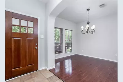 59 Douvaine Court, The Woodlands, TX 77382 - Photo 3