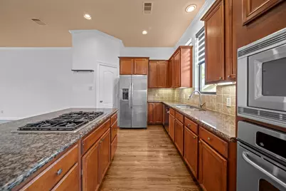 1510 Reinerman Street, Houston, TX 77007 - Photo 5