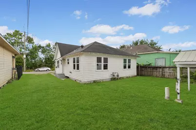 7425 Avenue E, Houston, TX 77011 - Photo 27