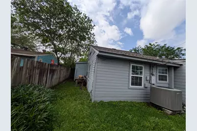 6638 Thornwall Street, Houston, TX 77092 - Photo 27