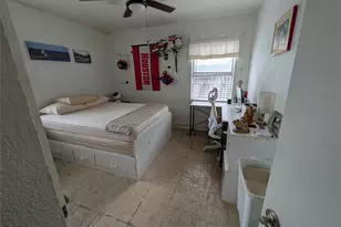 6638 Thornwall St, Houston, TX 77092 - Photo 9